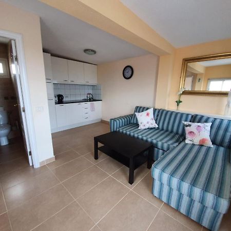 Palm Villa 1 Bed Apartment Overlooking Golf Course San Miguel de Abona Eksteriør bilde