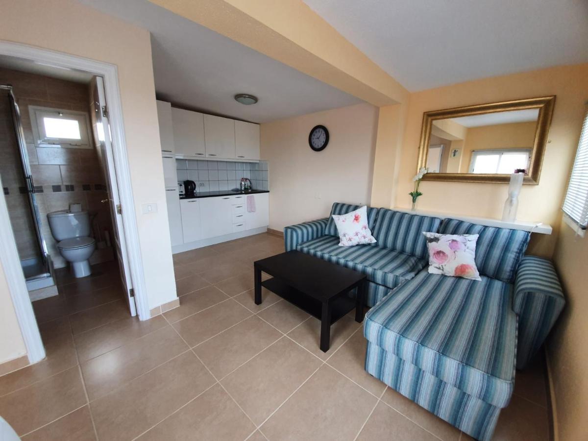 Palm Villa 1 Bed Apartment Overlooking Golf Course San Miguel de Abona Eksteriør bilde