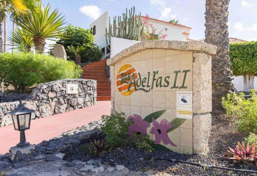 Palm Villa 1 Bed Apartment Overlooking Golf Course San Miguel de Abona Eksteriør bilde
